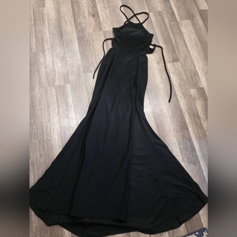 GB Black Mermaid Gown Cut Out Tie Back 3 Prom Wedding Formal Stunning Y2k